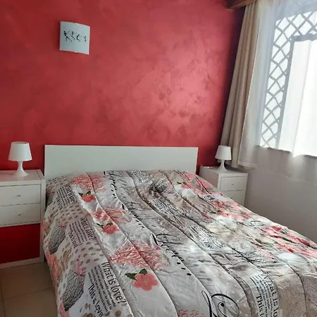 La Dea Busa Canosa di Puglia